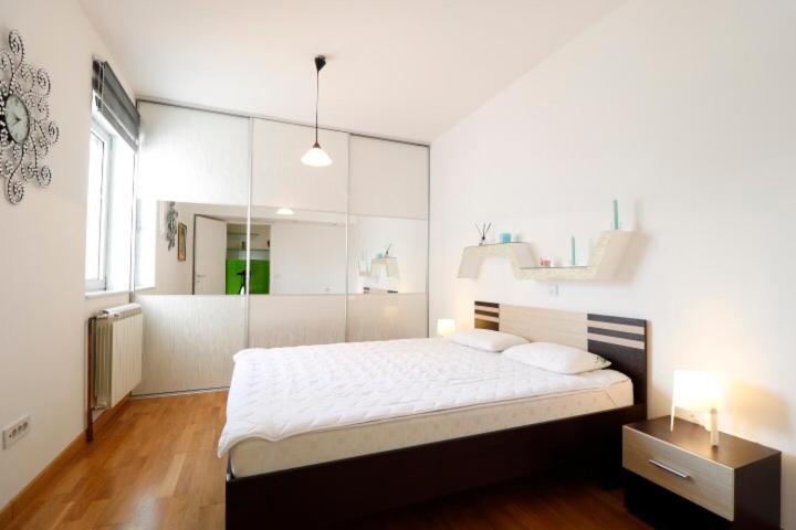 Savamala Luxury Apartment Belgrad Exteriör bild